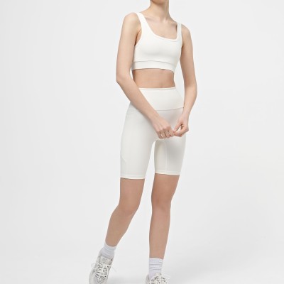 Evoids Vetma sports bra milky 312421-121 Evoids Vetma sports bra milky 312421-121